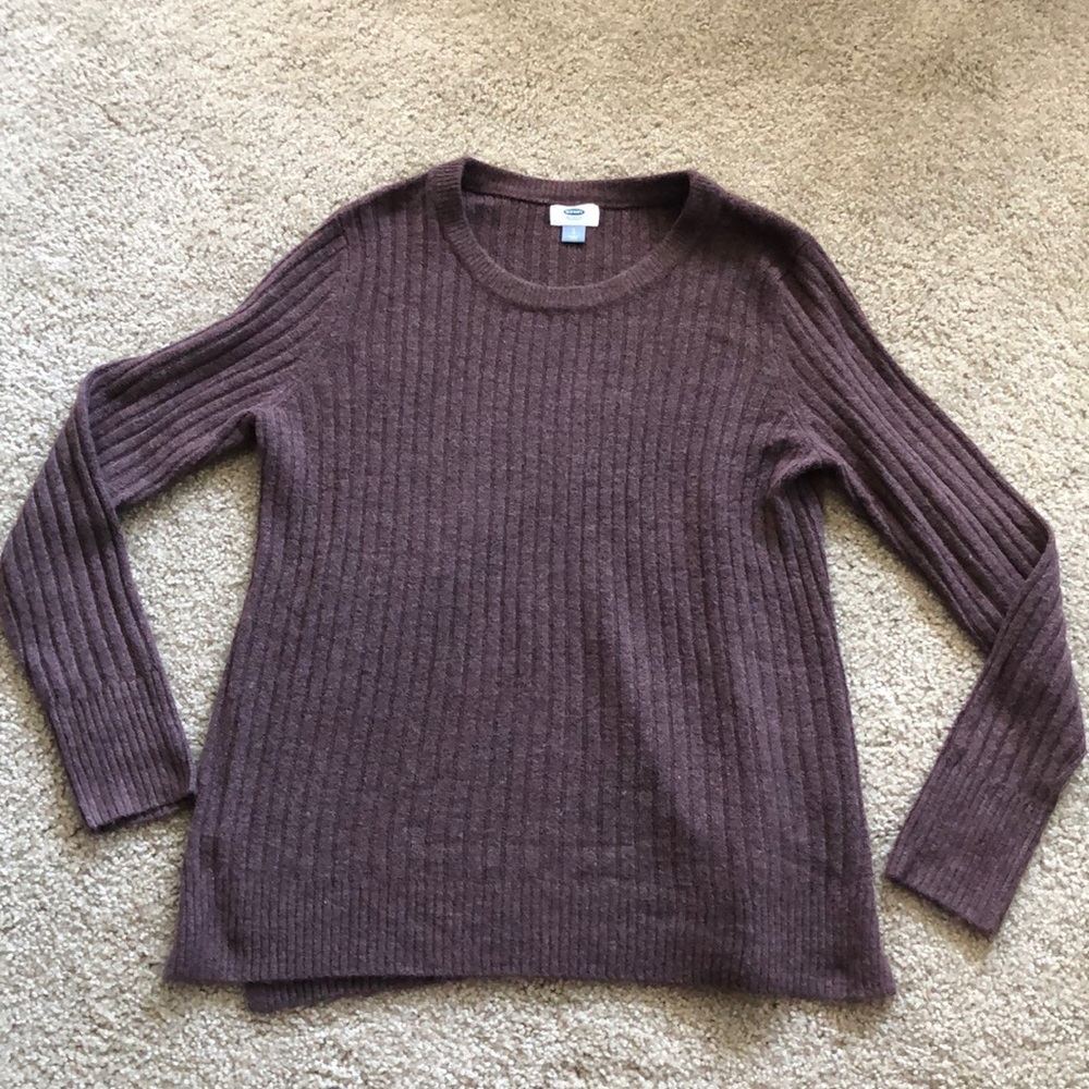 Old Navy Cableknit Sweater in plum